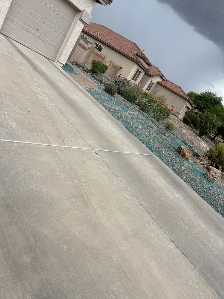 Affordable yard cleanup service experts serving Tucson, AZ - Long Horn Hardscaping