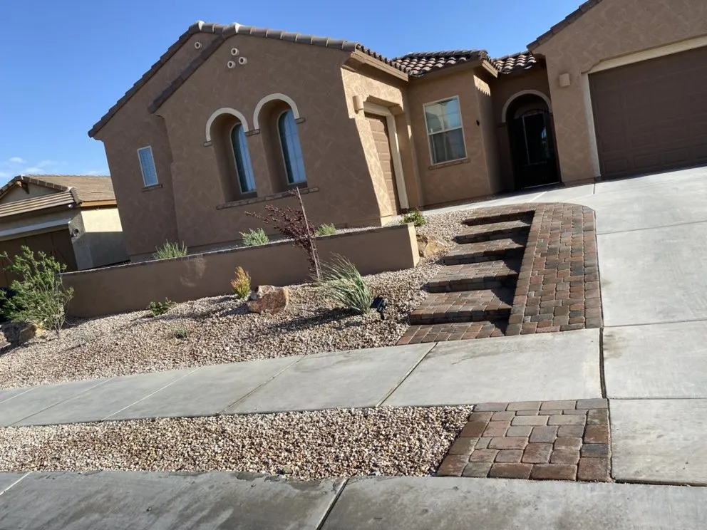 Custom garden landscaping for outdoor upgrades in Tucson, AZ by Long Horn Hardscaping