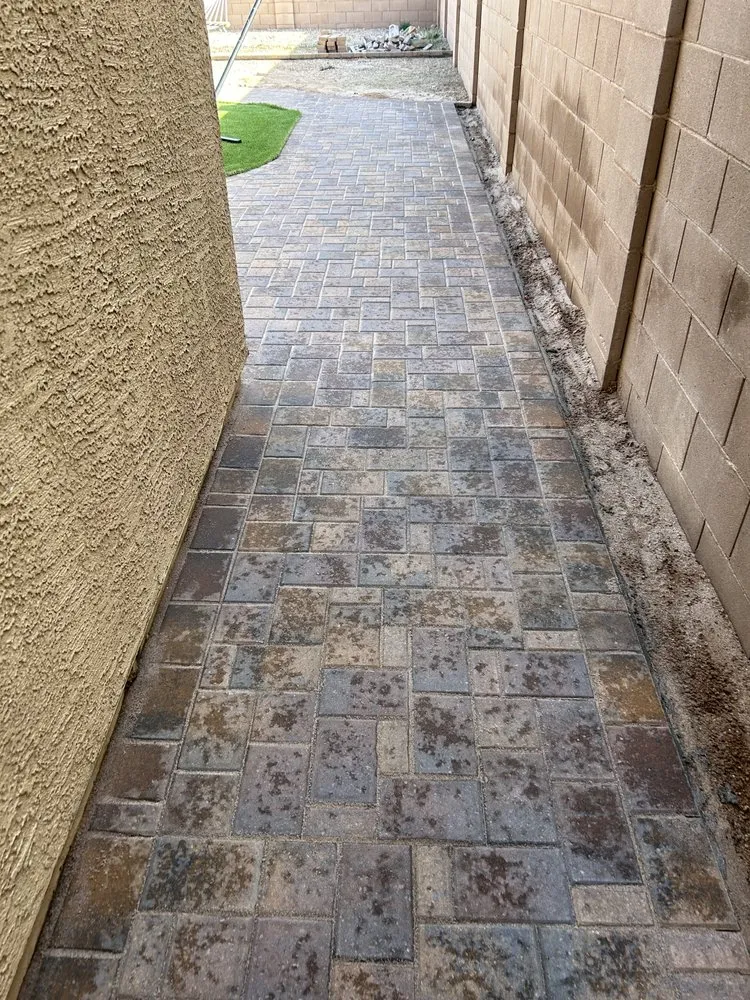 Top-rated garden landscaping experts serving Tucson, AZ - Long Horn Hardscaping