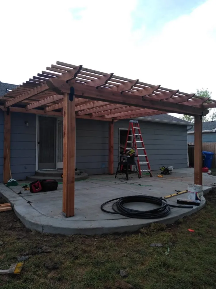 Professional yard cleanup service experts serving Longmont, CO - Long vista landscaping