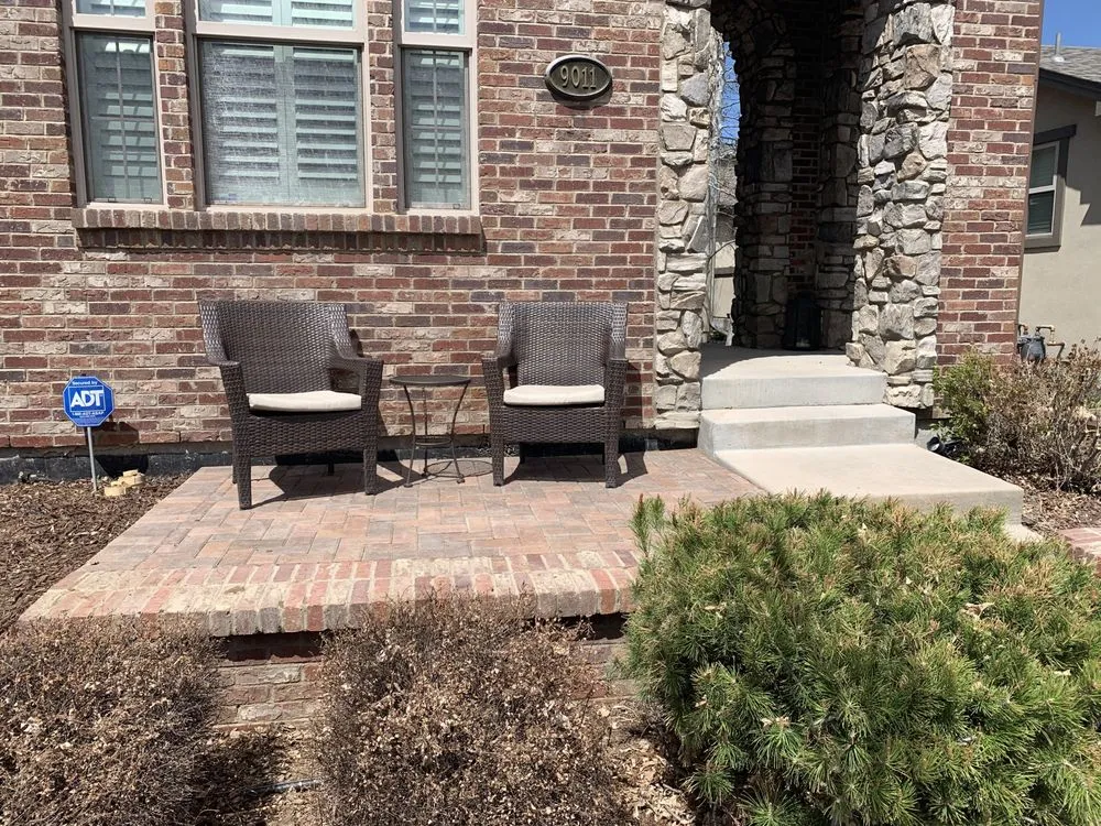 Affordable lawn care service experts serving Longmont, CO - Long vista landscaping