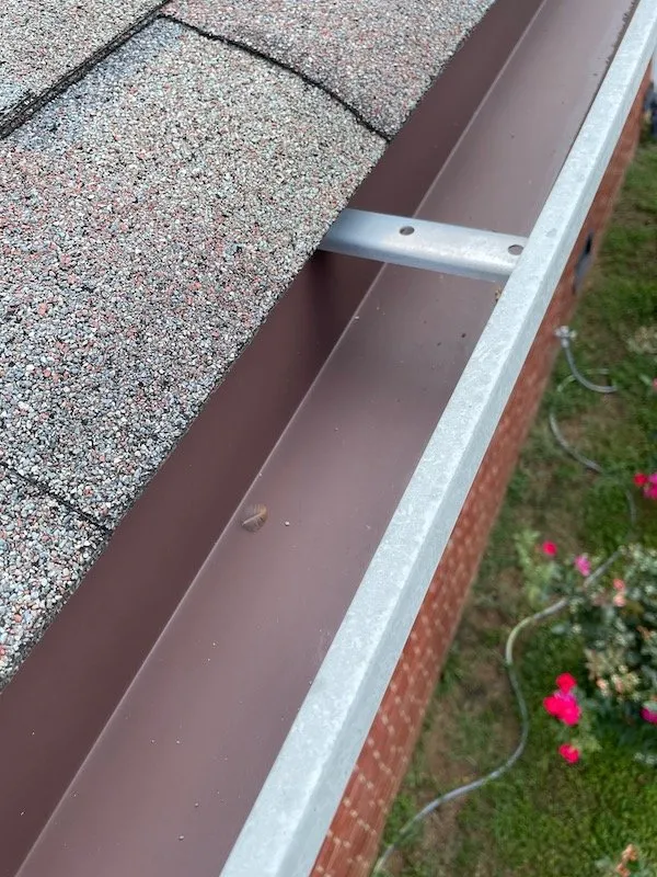 Custom lawn care service experts serving Knoxville, TN - LONG WORK