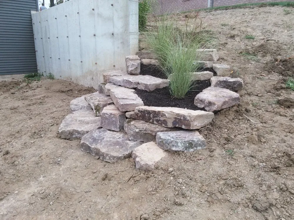 Expert garden landscaping in Fort Wayne, IN - Longardner Landscaping