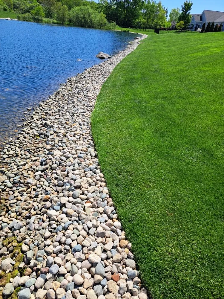 Top-rated residential landscaping near you in Fort Wayne, IN by Longardner Landscaping