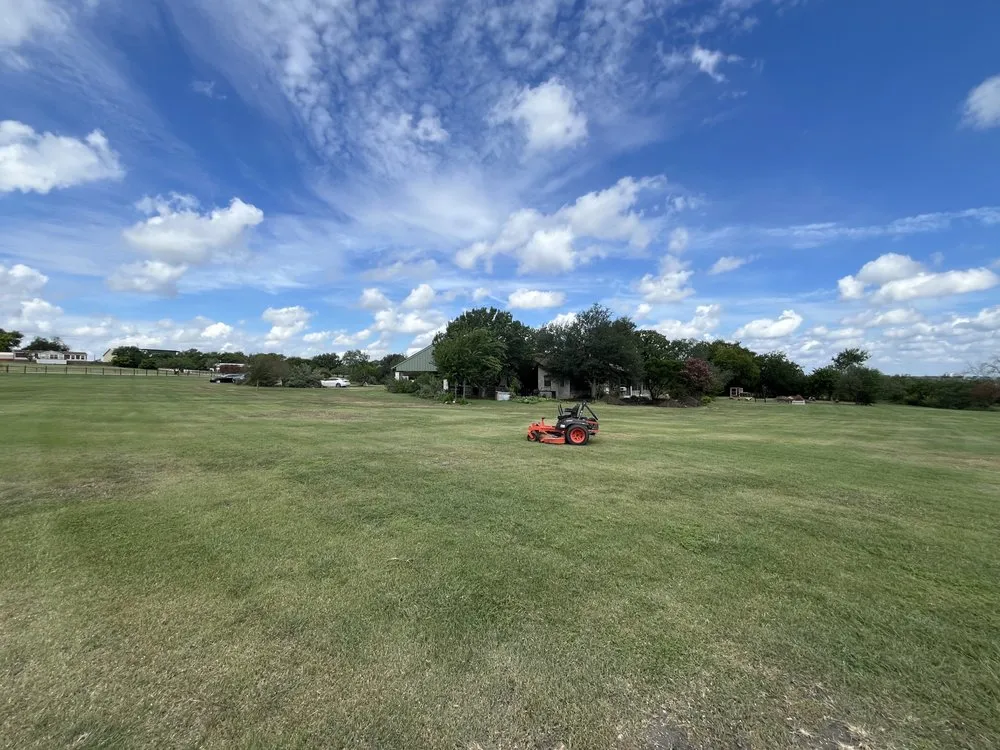 Trusted lawn care service in New Braunfels, TX by LongCreek Landscaping