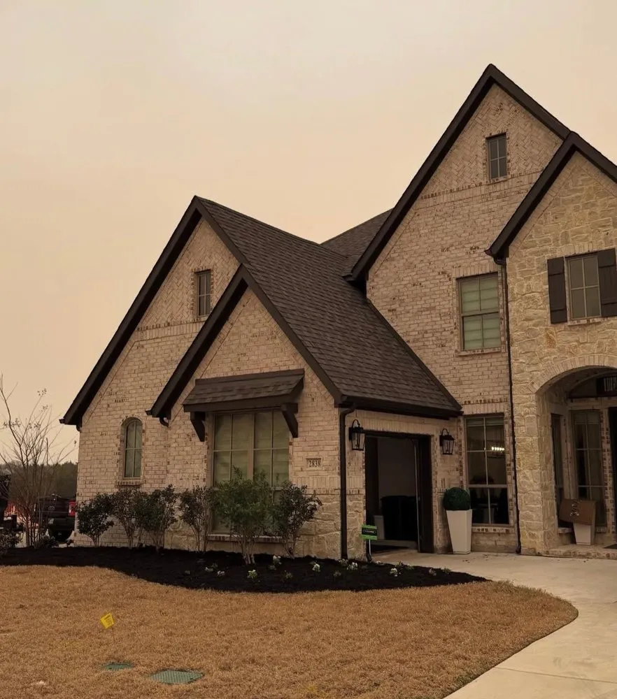 Local outdoor landscaping experts serving Midlothian, TX - Longest Yards Landscape