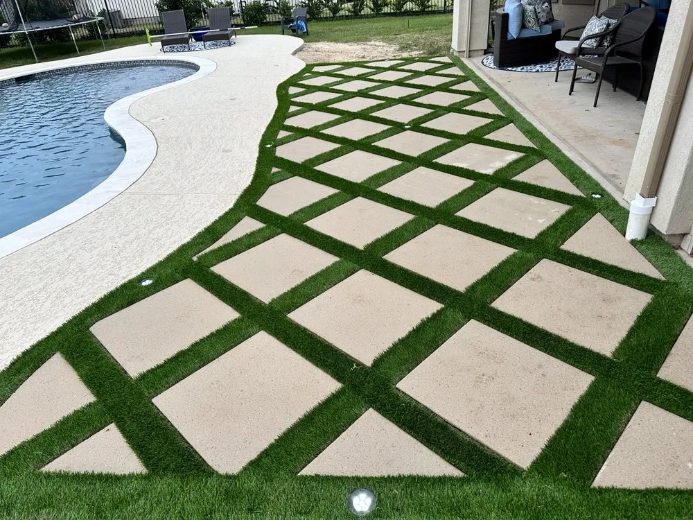 Expert outdoor landscaping experts serving Missouri City, TX - Longhorn Hardscape & Construction