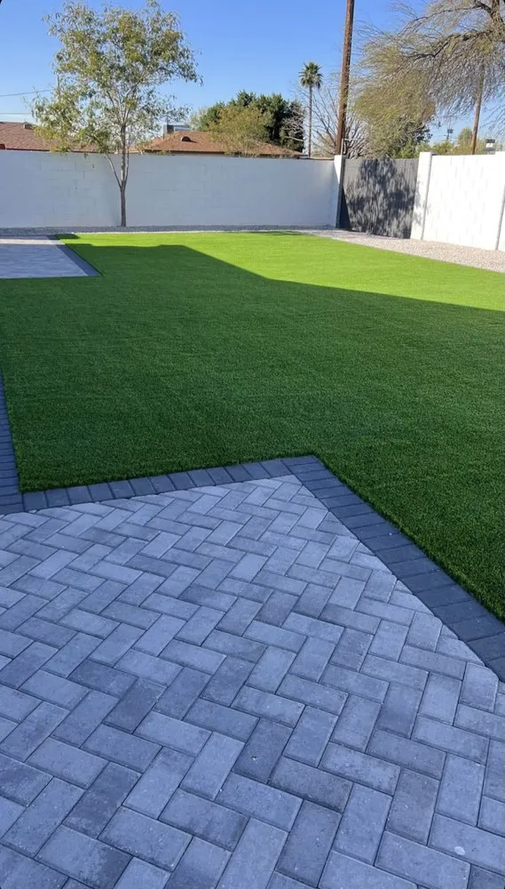 Trusted lawn mowing service experts serving Missouri City, TX - Longhorn Hardscape & Construction