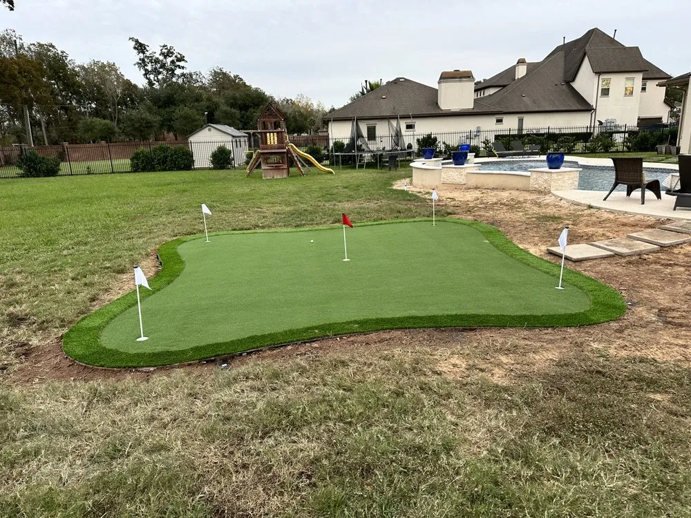 Expert yard cleanup service near you in Missouri City, TX by Longhorn Hardscape & Construction