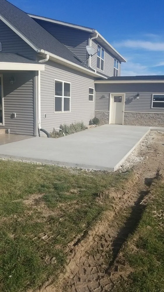 Local landscape design with custom design in Elkhart Lake, WI by Longhorn Landscape