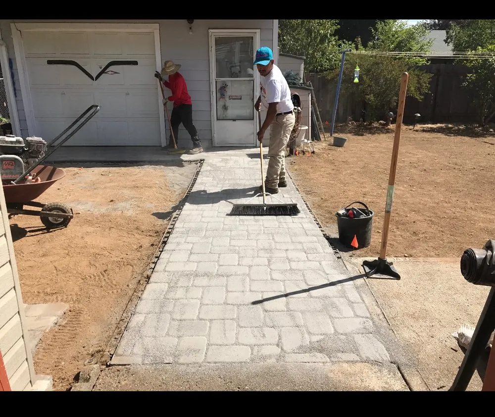 Local yard cleanup service experts serving Portland, OR - Longhorn Landscape