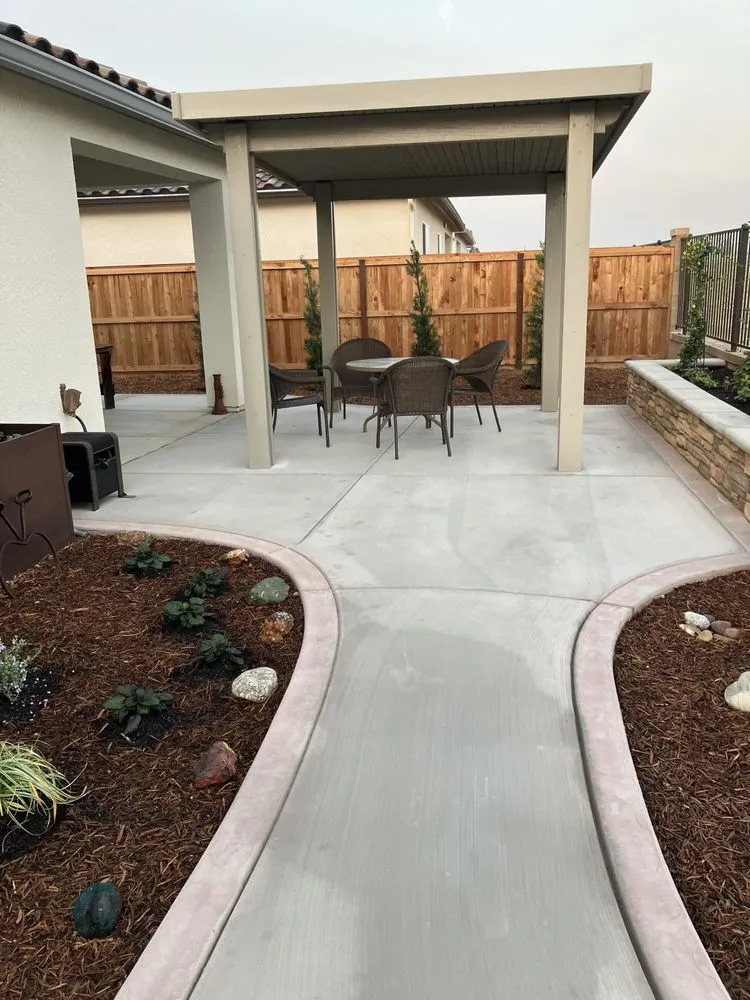 Expert yard maintenance with custom design across Madera, CA - Longhorn Landscapes