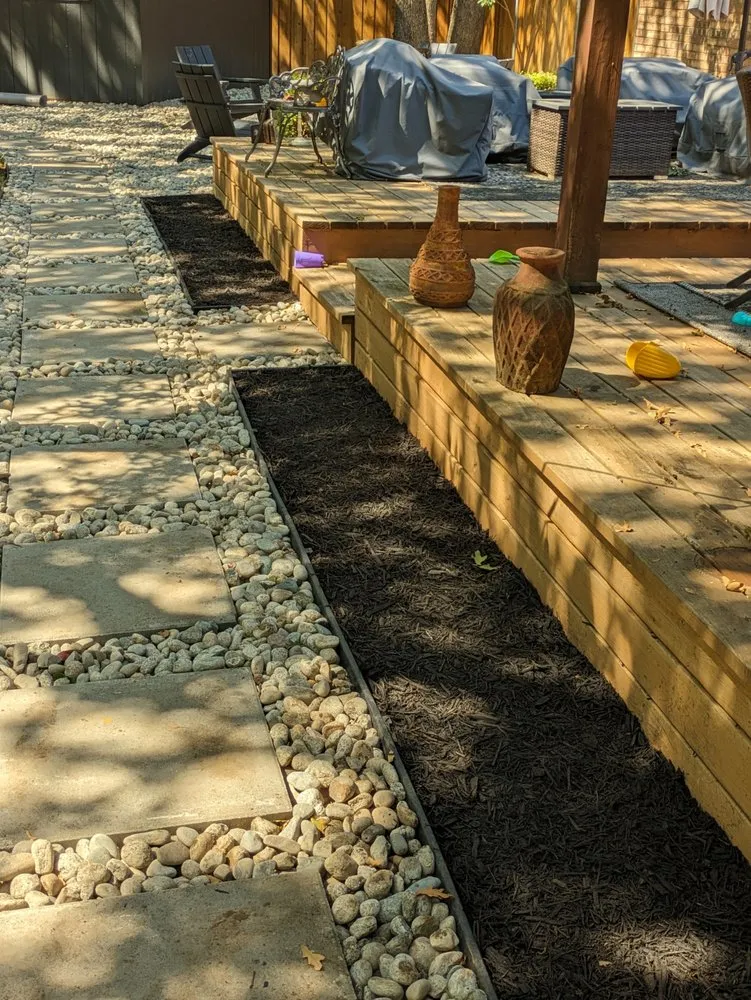 Local garden landscaping experts serving Haltom City, TX - Longhorn Landscaping