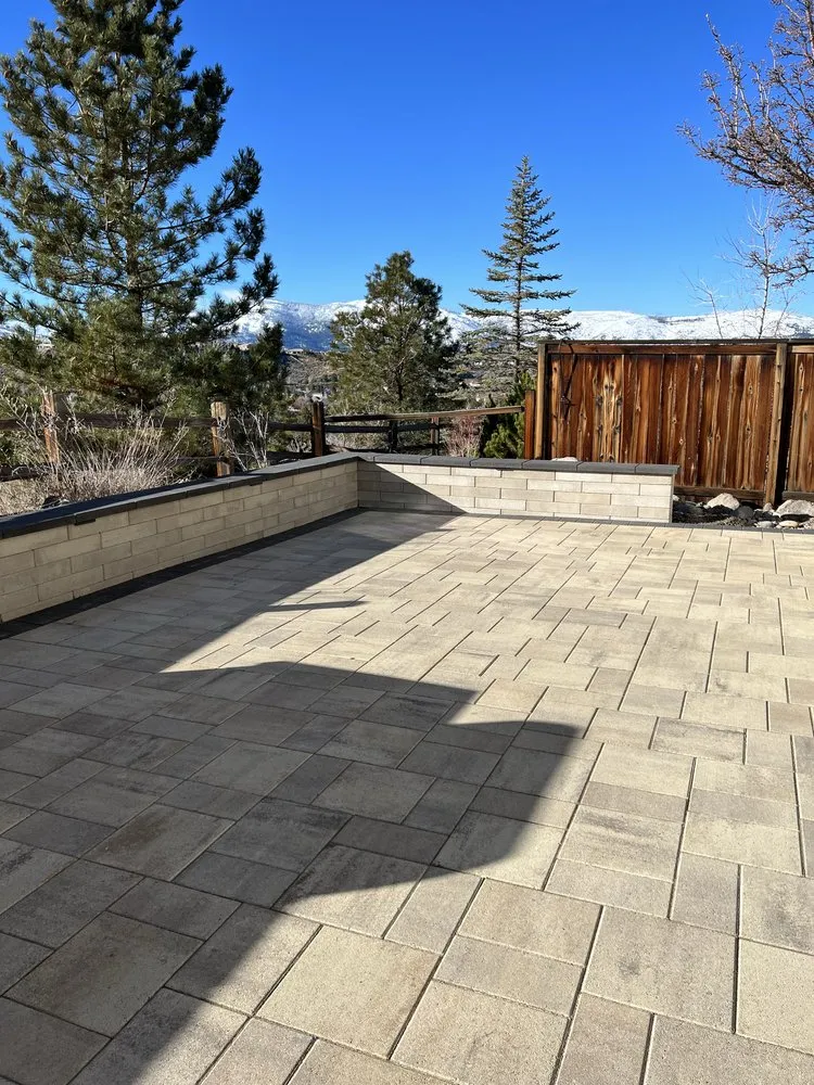 Expert lawn mowing service experts serving Sparks, NV - Longhorn Landscaping