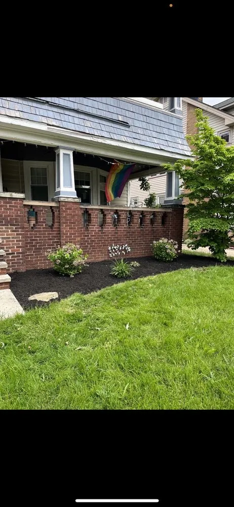 Top-rated residential landscaping in Westlake, OH by Longhorns Property Management