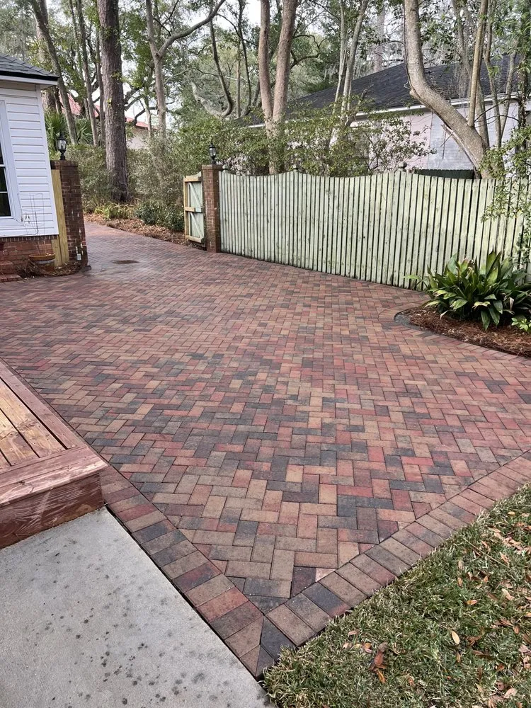 Custom lawn mowing service experts serving Valdosta, GA - Longleaf Landscapes