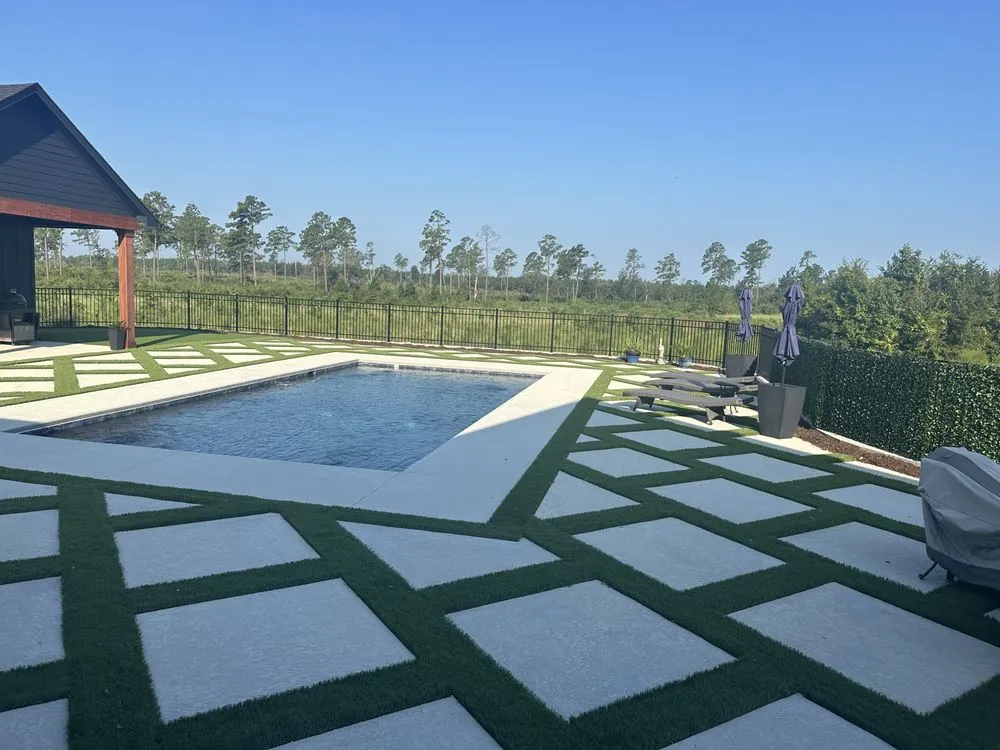 Custom garden landscaping with custom design across Valdosta, GA - Longleaf Landscapes