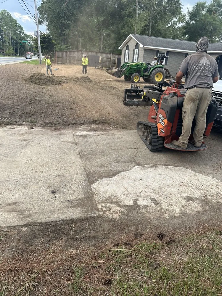 Professional garden landscaping in Valdosta, GA by Longleaf Landscapes