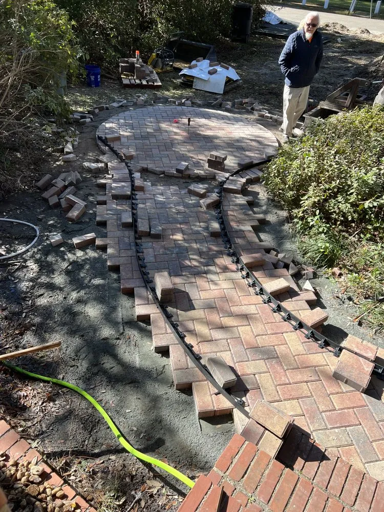 Reliable landscape installation for year-round maintenance in Valdosta, GA by Longleaf Landscapes