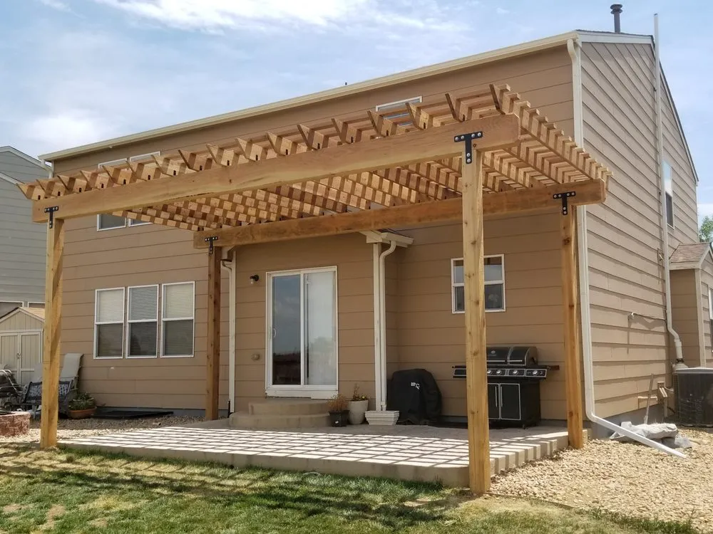 Expert lawn care service experts serving Longmont, CO - Long's Peak Landscape