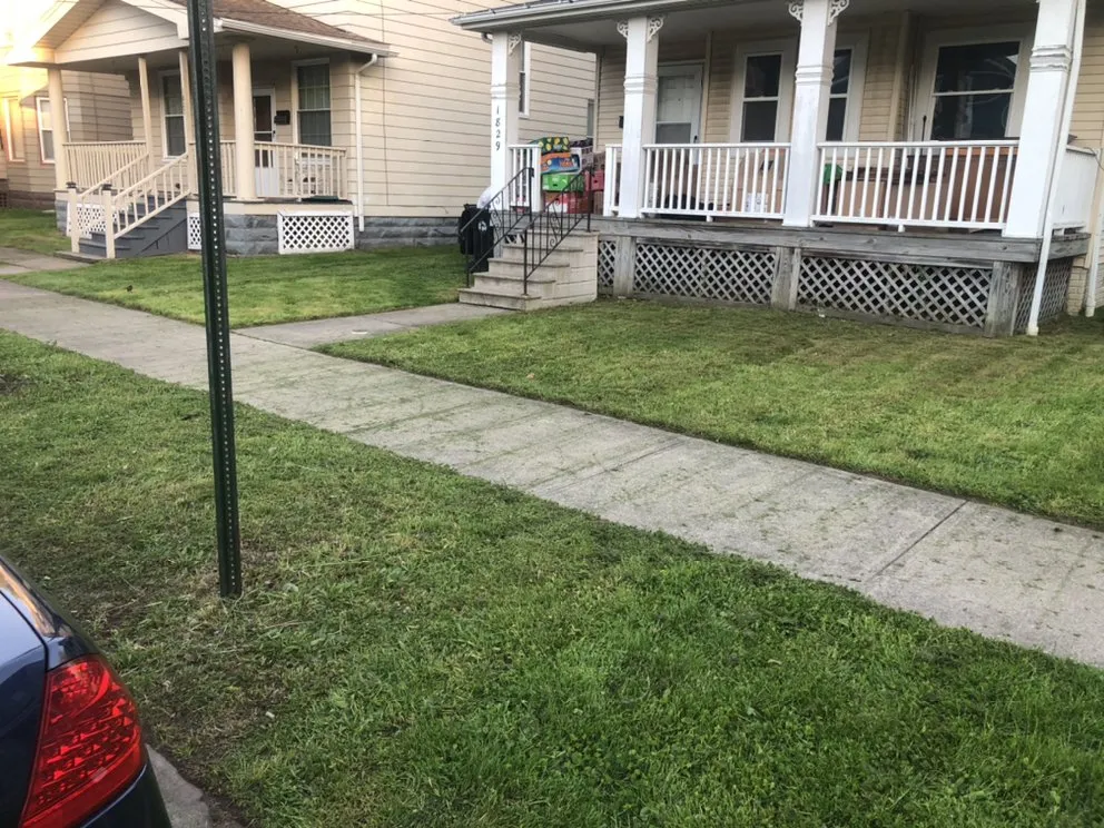 Top-rated residential landscaping experts serving Cleveland, OH - Longshoreman Lawn Care Service