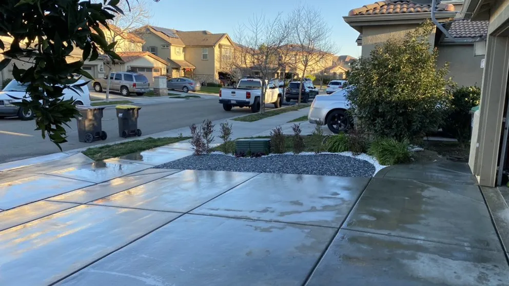 Professional landscaping services in Lathrop, CA by Longview Landscape