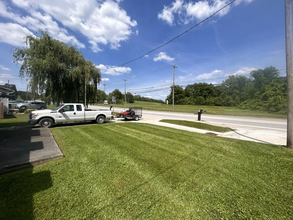 Trusted garden landscaping for year-round maintenance across Floyds Knobs, IN - LonneCare