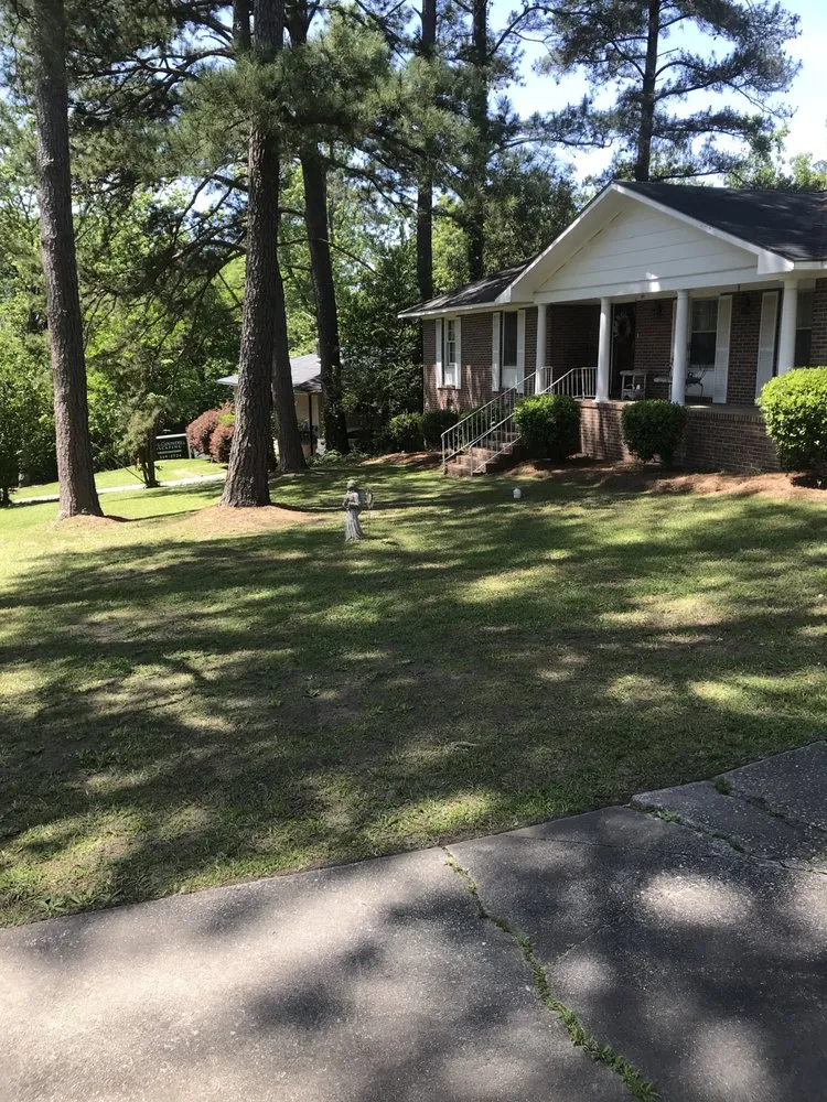 Trusted garden landscaping in Macon, GA - Lonnie’s Lawn & Landscaping Services
