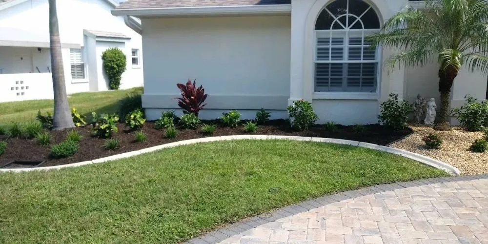 Custom landscape installation for residential properties across Sarasota, FL - Lon's Tree & Landscaping Services