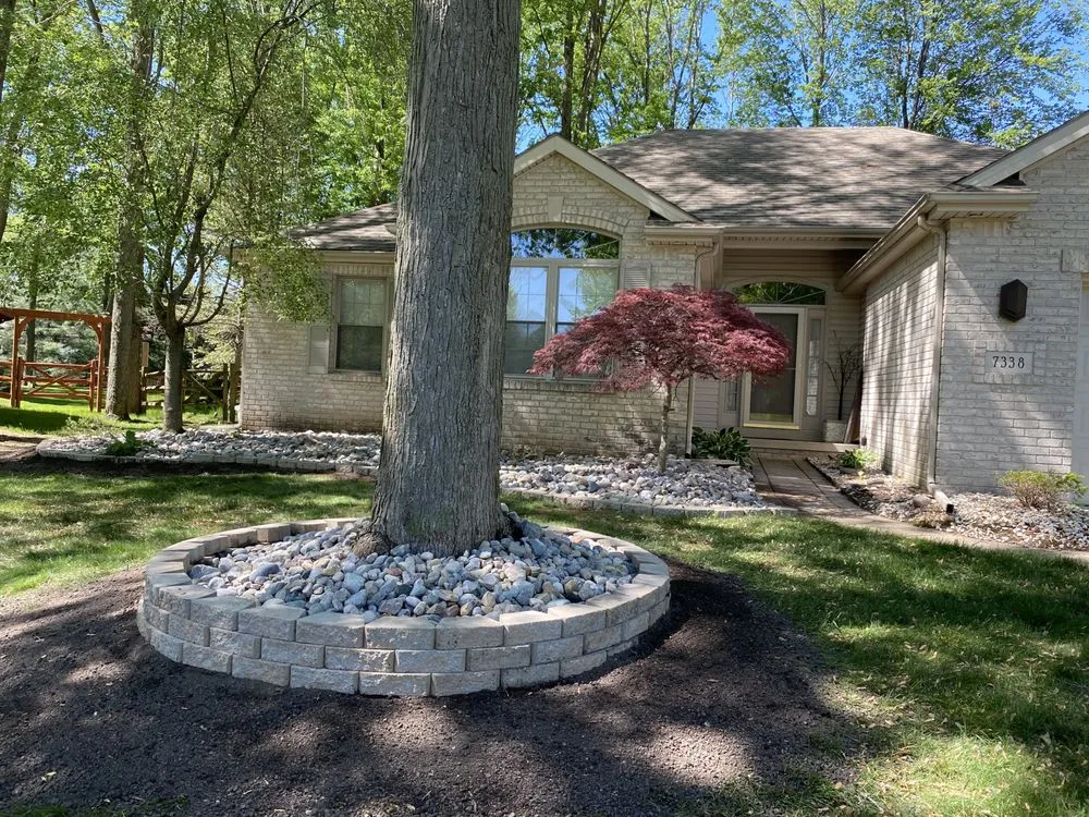 Top-rated garden landscaping for beautiful yards across Toledo, OH - Lonsway’s Lawn Care