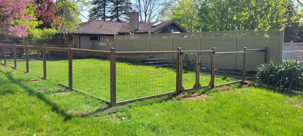 Trusted yard cleanup service experts serving Grand Ledge, MI - Looking Glass Home & Lawn