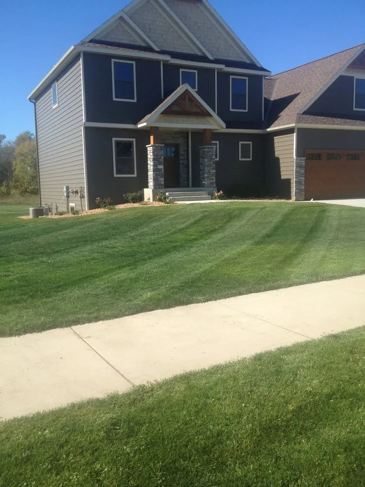Reliable yard cleanup service for outdoor upgrades across Royalton, MN - Looking Good Lawn & Landscape Maintenance