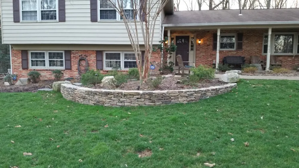 Reliable residential landscaping experts serving Oakton, VA - Looking Sharpe Landscapes