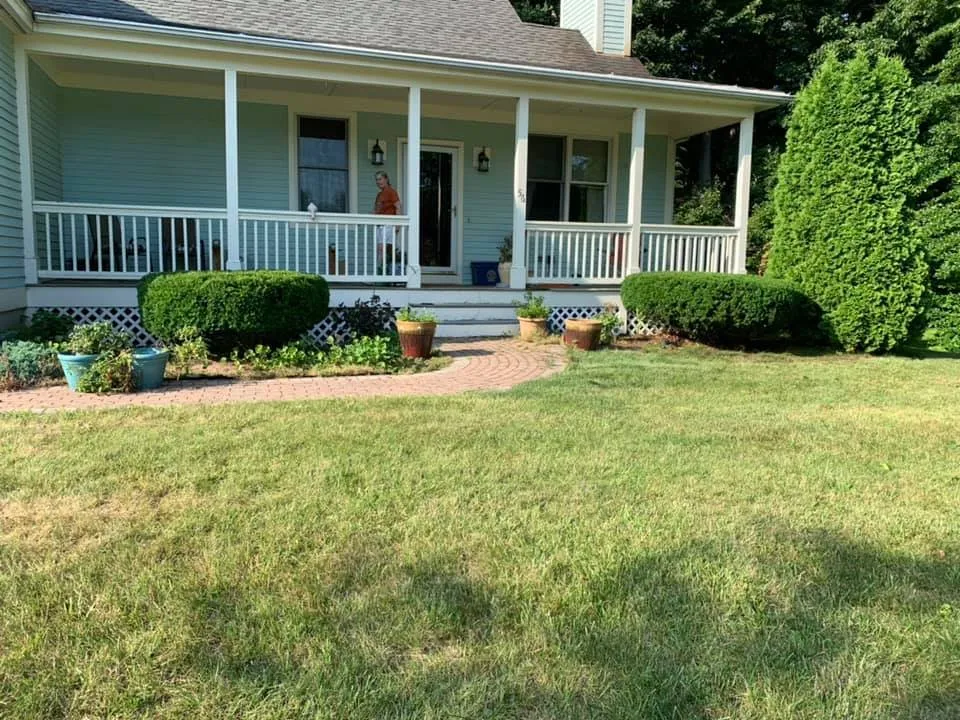 Top-rated lawn mowing service experts serving Haverhill, MA - Looks Good Landscaping