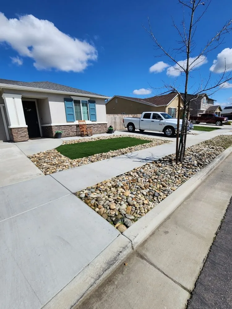 Affordable residential landscaping for homes in Visalia, CA by Loopzan's Gardening & Landscaping