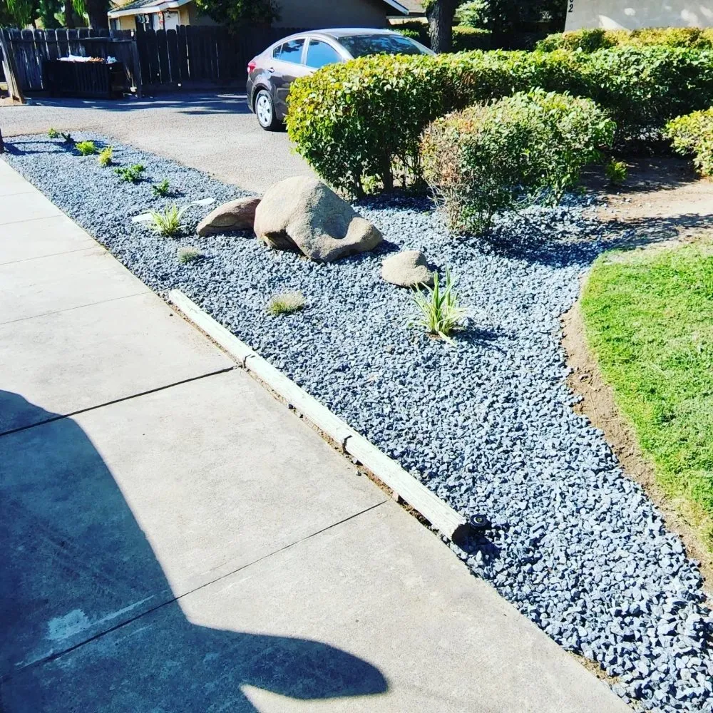 Top-rated landscape design for homes in Visalia, CA by Loopzan's Gardening & Landscaping