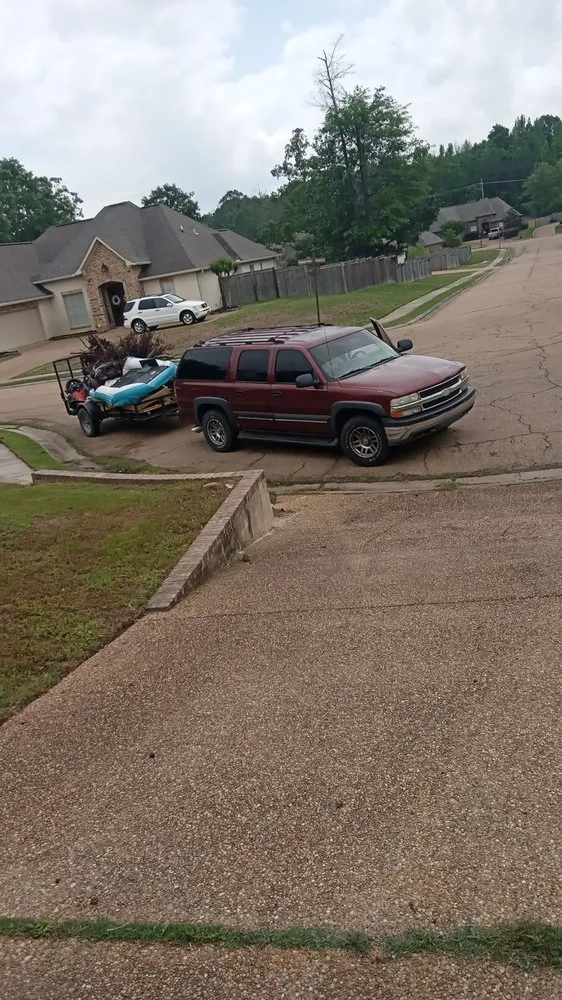 Professional residential landscaping in Brandon, MS by Loper's Outdoor Services