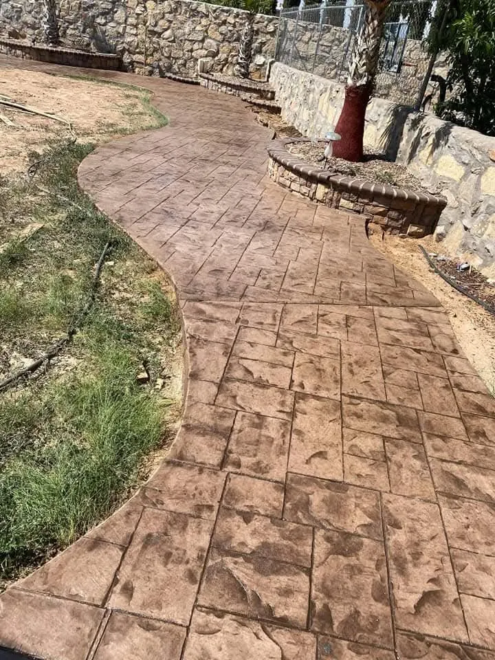 Local garden landscaping in El Paso, TX by Lopez & Sons Contruction