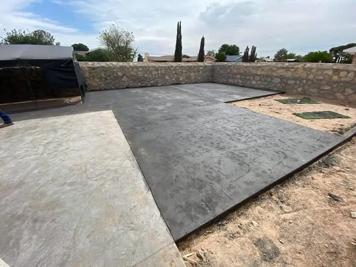 Custom garden landscaping in El Paso, TX by Lopez & Sons Contruction