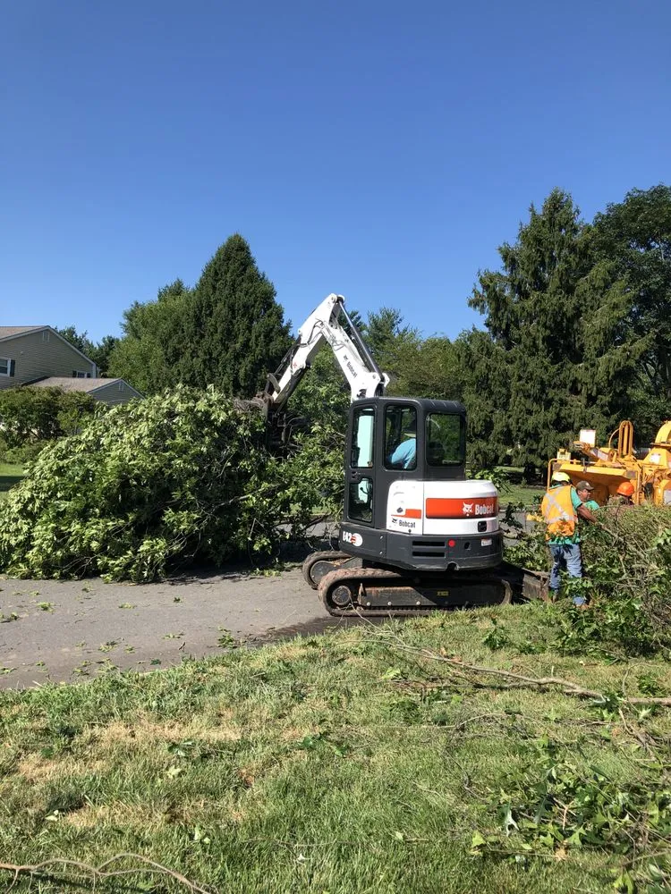 Top-rated residential landscaping in Pennington, NJ by Lopez Aparicio Landscaping