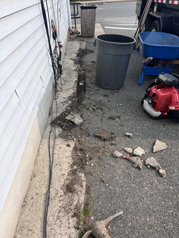 Local yard maintenance in Lynn, MA by Lopez Brother’s Landscaping & Tree Services