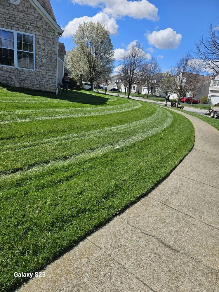 Top-rated residential landscaping experts serving Columbus, OH - Lopez Brother's Landscaping