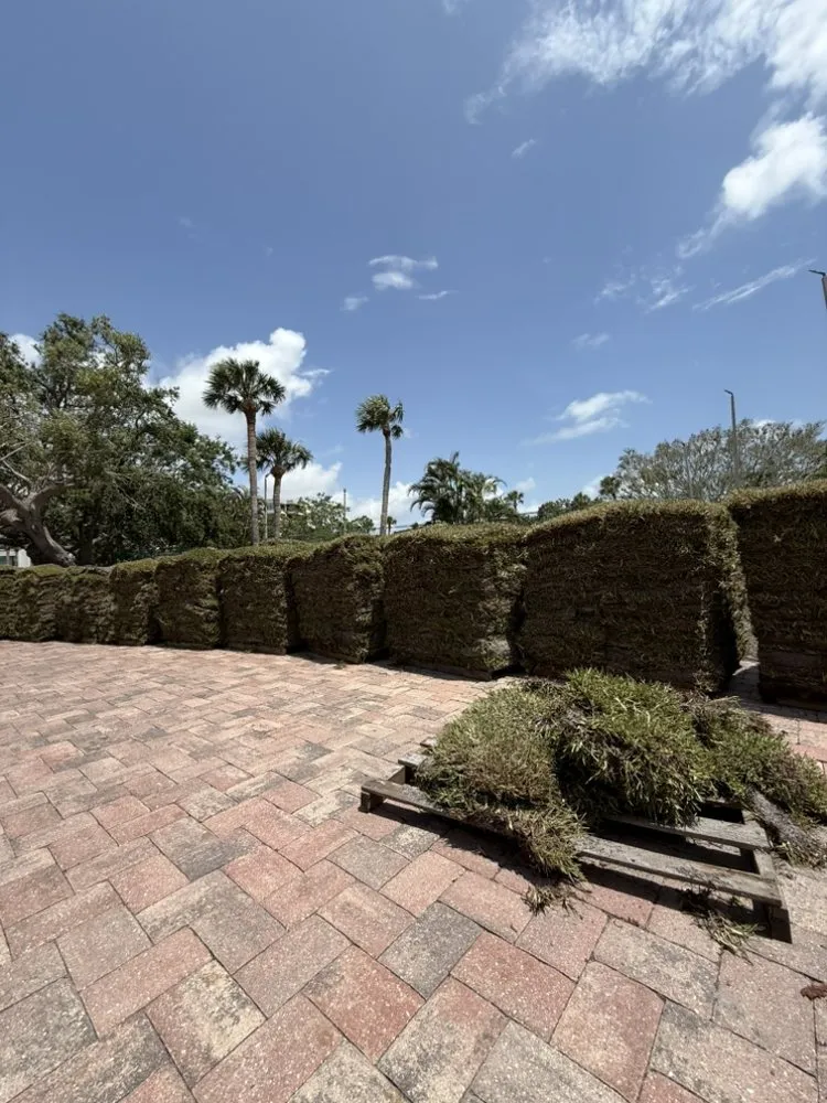 Trusted garden landscaping in Sarasota, FL by Lopez Brothers Lawn, Tree & Handymen Services