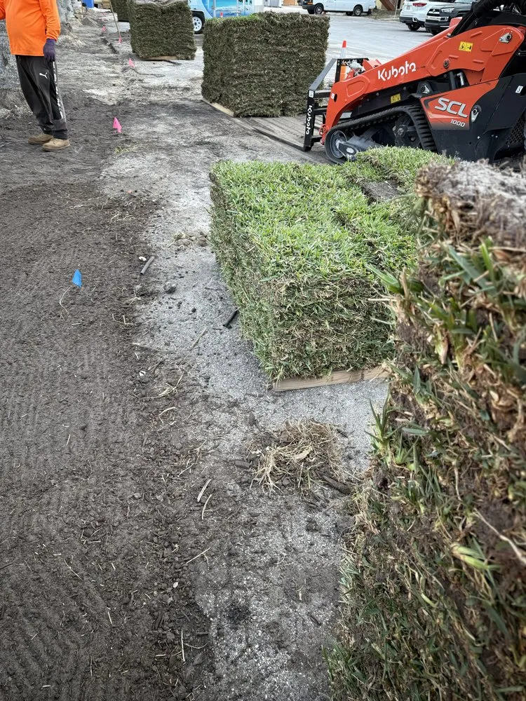 Top-rated lawn mowing service for residential properties across Sarasota, FL - Lopez Brothers Lawn, Tree & Handymen Services