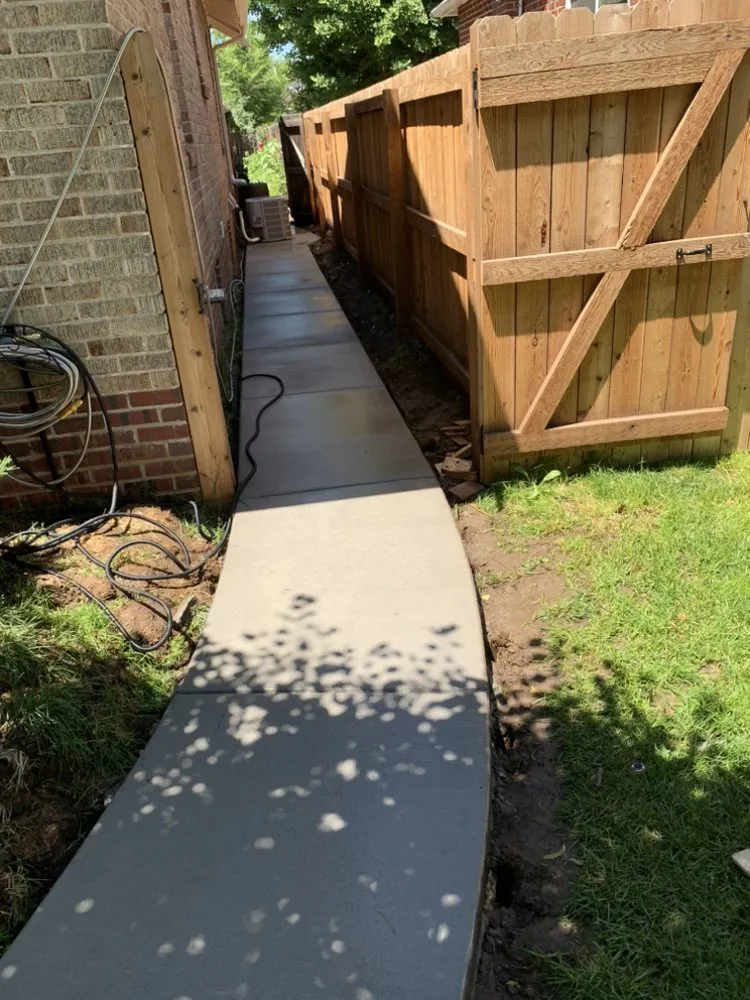 Affordable garden landscaping in Hudson, CO - Lopez Concrete