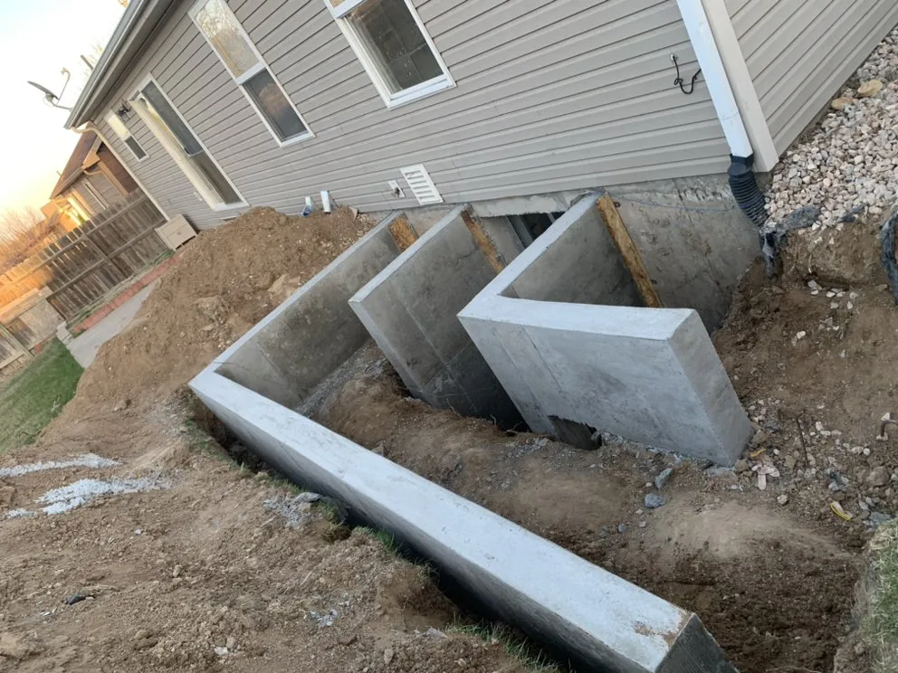 Professional lawn care service experts serving Hudson, CO - Lopez Concrete