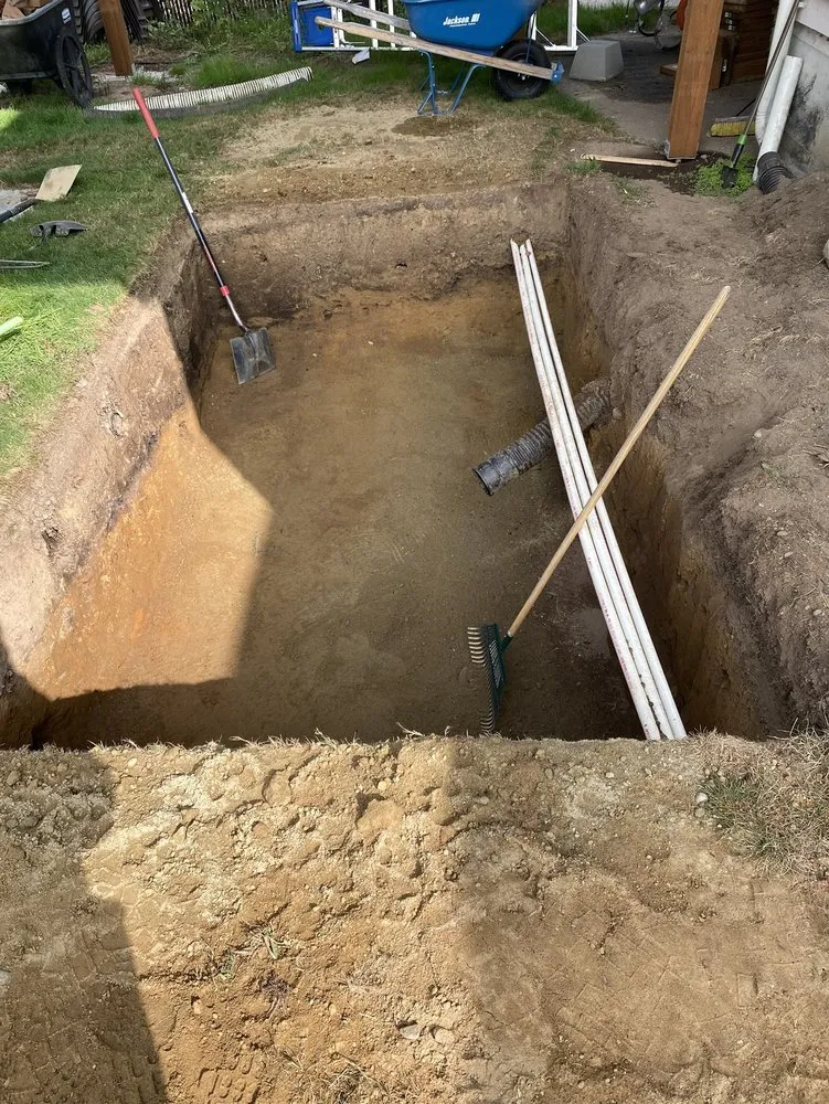 Local garden landscaping experts serving Lake Stevens, WA - Lopez Concrete