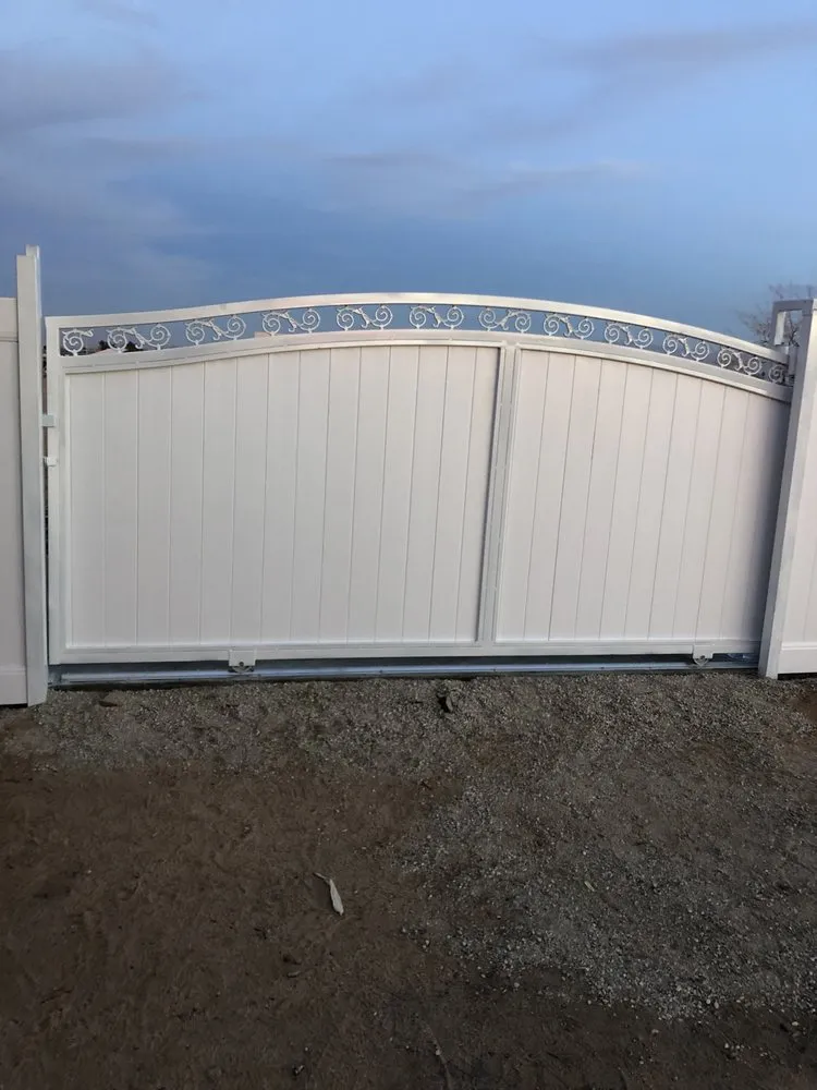 Reliable garden landscaping in Victorville, CA - Lopez Custom Landscaping & Welding