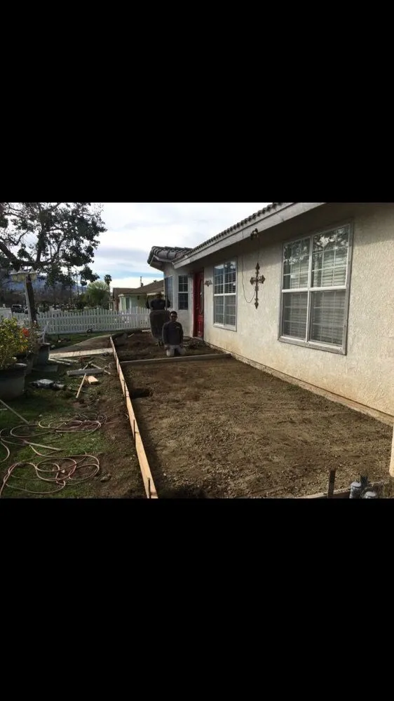 Affordable outdoor landscaping in Pomona, CA by Lopez Gardening & Landscape