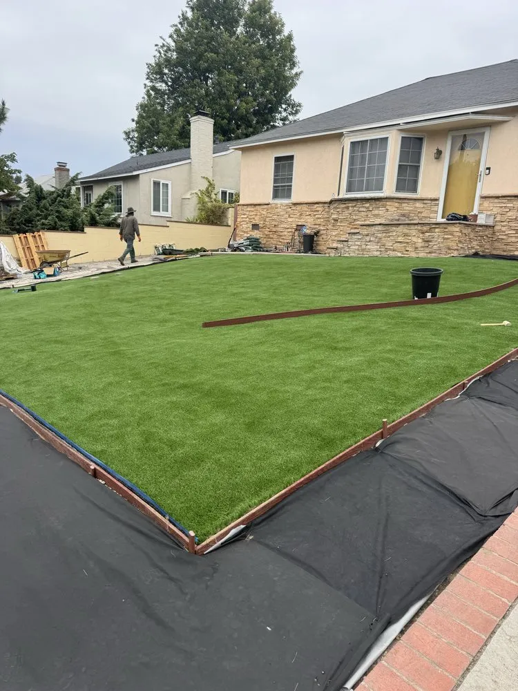 Trusted yard maintenance experts serving Los Angeles, CA - Lopez Gardening And Tree Service